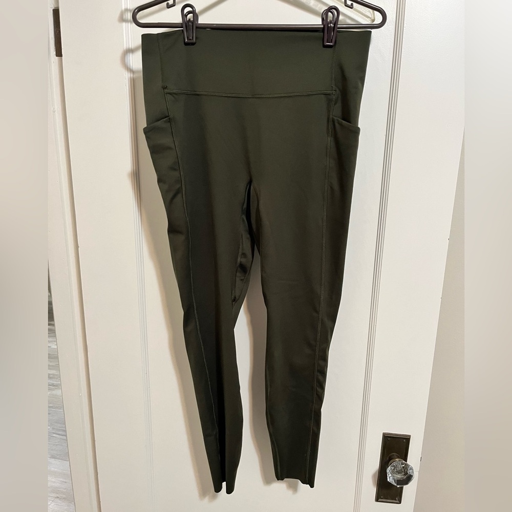 All In Motion Workout Leggings With Pockets